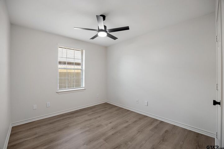 Property Photo:  6906 Cr 1215  TX 75762 