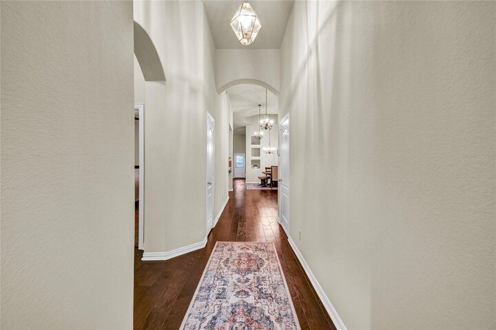 Property Photo:  108 Woodridge Crossing  TX 77531 