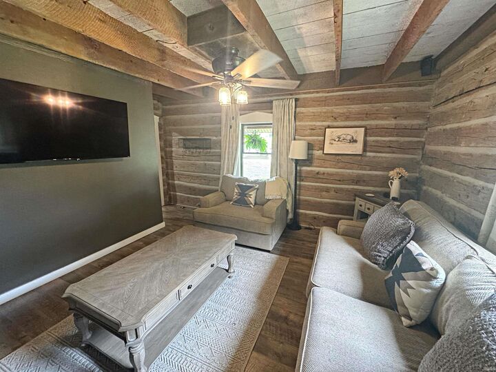 Property Photo: 5034 S 100 W IN 47501