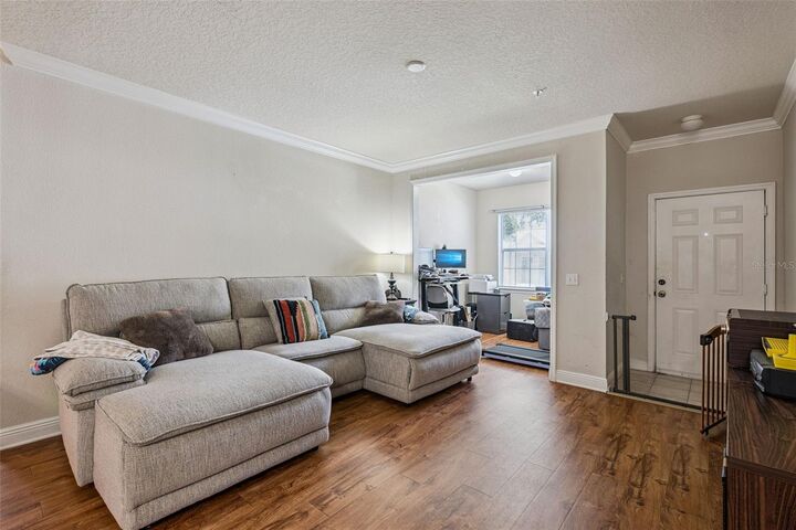 Property Photo:  200 Southern Pecan Circle 104  FL 34787 