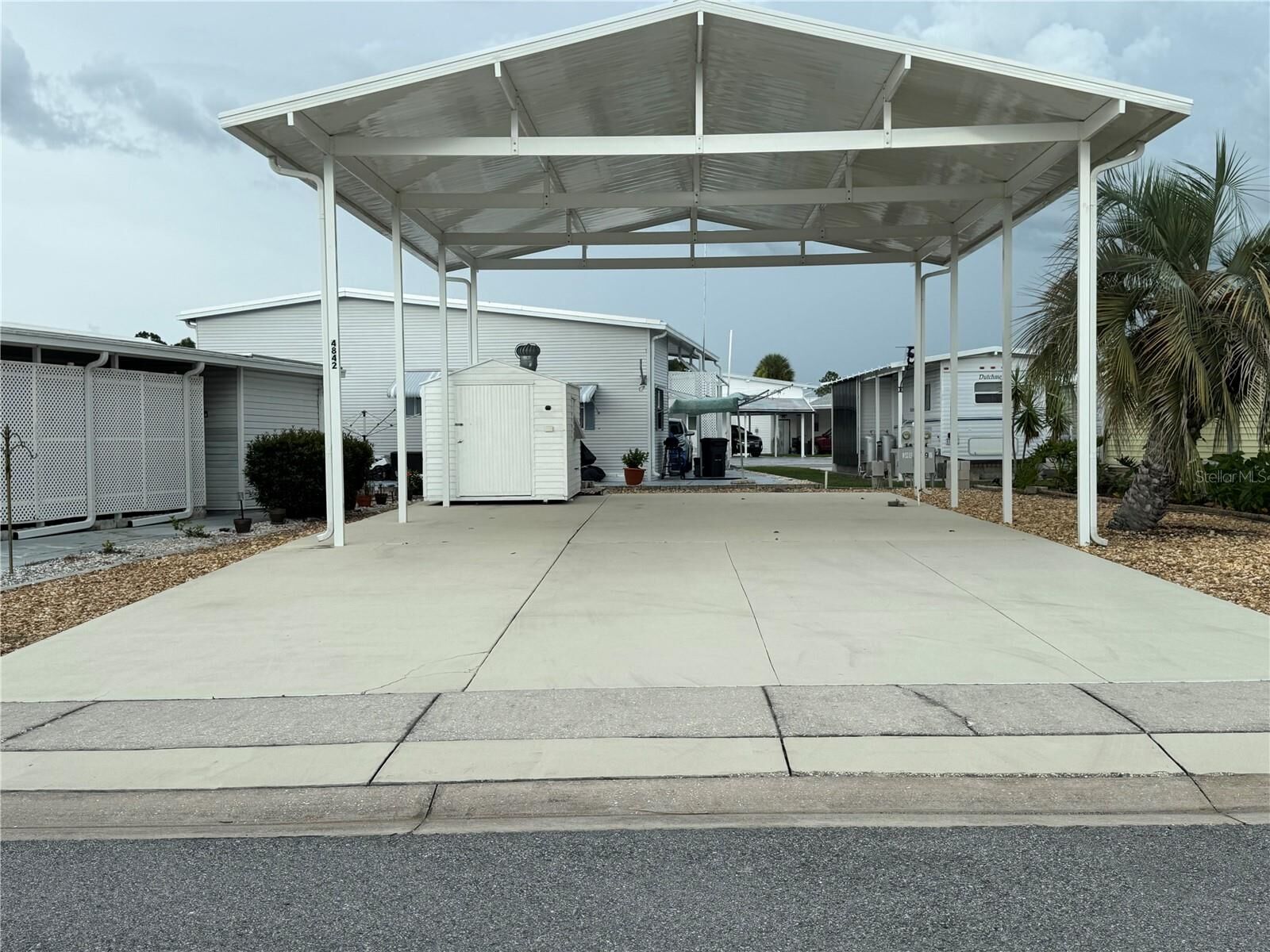 Property Photo: 4842 Bobby Avenue Lot 198 FL 33541