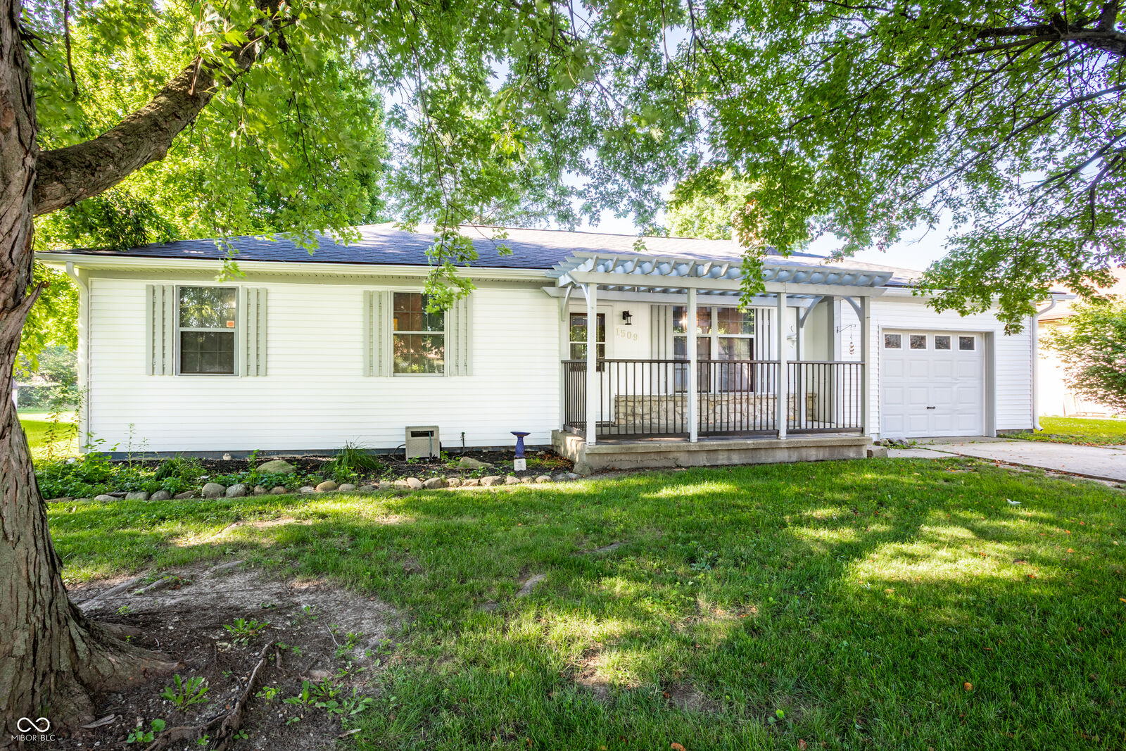 Property Photo: 1509 Ashley Drive IN 46052
