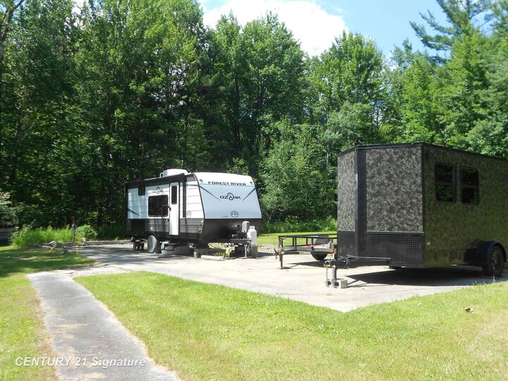 Property Photo:  4712 Berry Road  MI 48659 