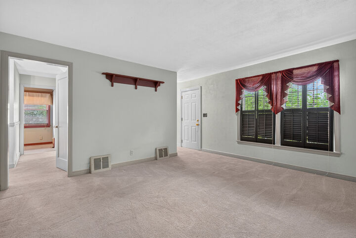 Property Photo: 474 Sunset Drive IL 60123