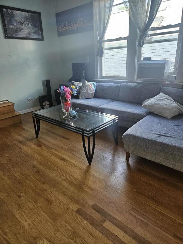 Property Photo: 2144 W 19th Street IL 60608