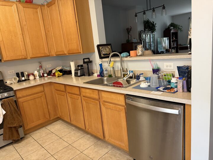 Property Photo:  1956 Concord Drive  IL 60050 