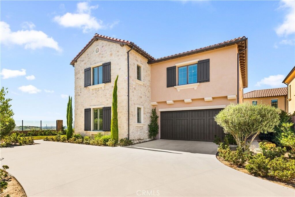 Property Photo: 131 Summerland CA 92602