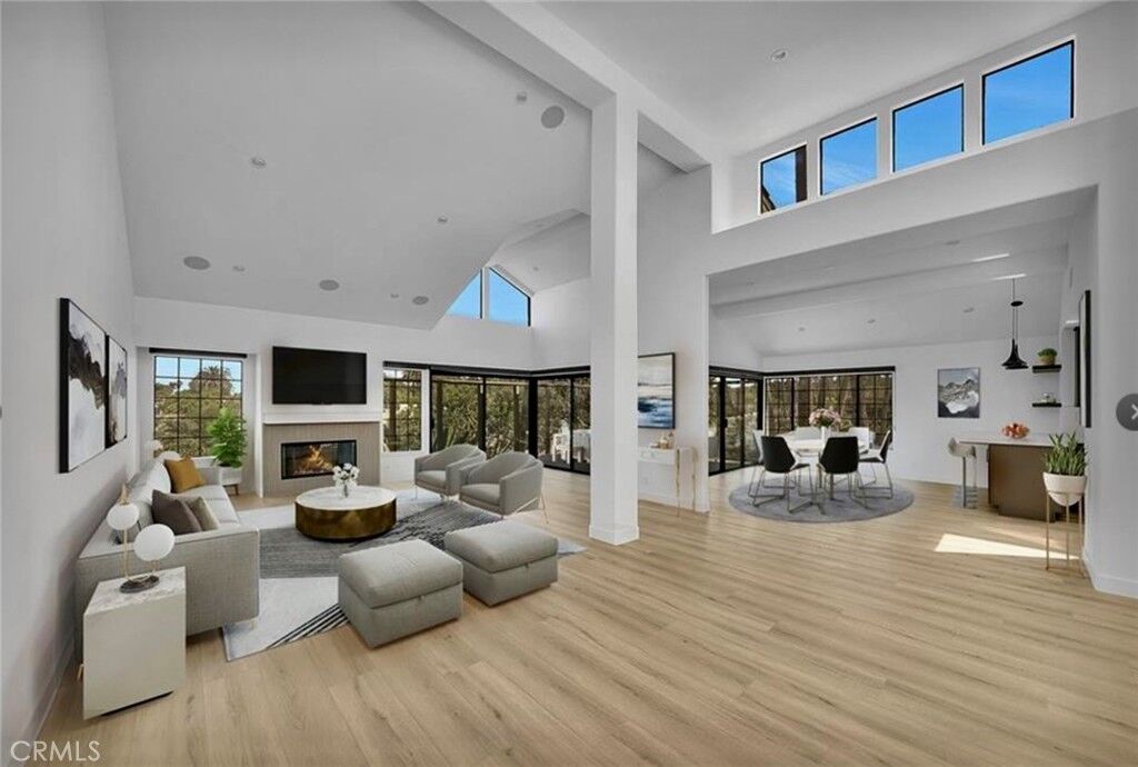 Property Photo:  19 Sea Cove Lane 1  CA 92660 