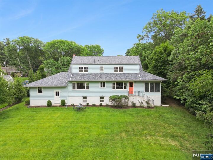 Property Photo:  70 Kingwood Drive  NJ 07424 