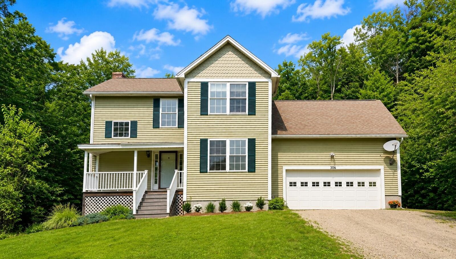 Property Photo:  306 Coolidge Drive  NH 03280 