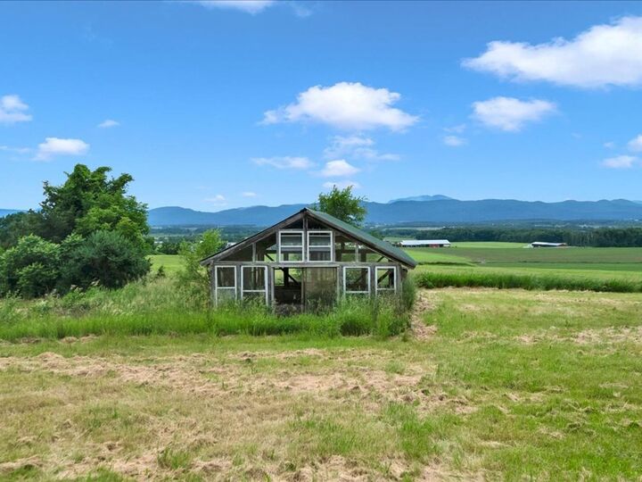 Property Photo: 4732 Vt Route 22A VT 05491