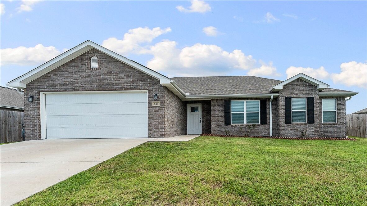 Property Photo: 200 Post Oak Avenue AR 72734