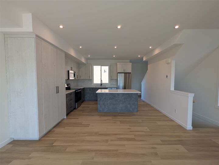 Property Photo: 3602 Pleasant Valley Road 4 BC V1T 4L6