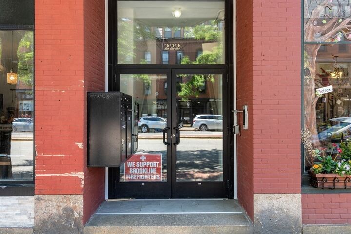 Property Photo: 220-224 Washington Street 3 MA 02445
