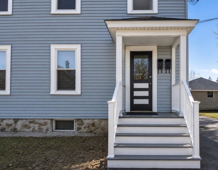 Property Photo:  278 Greenwood St 2  MA 01607 