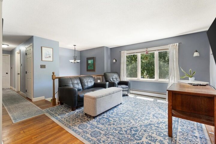 Property Photo:  5 Paradise Road  MA 01915 