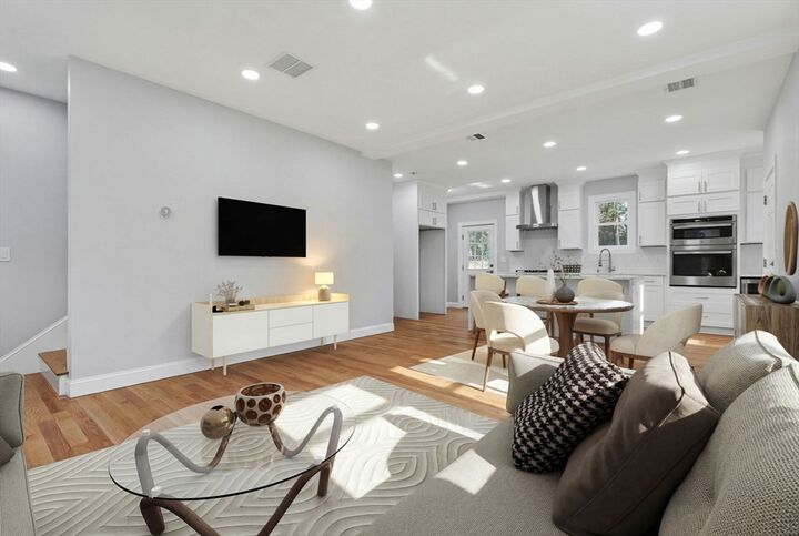 Property Photo:  72 Westborough Rd 1  MA 01536 