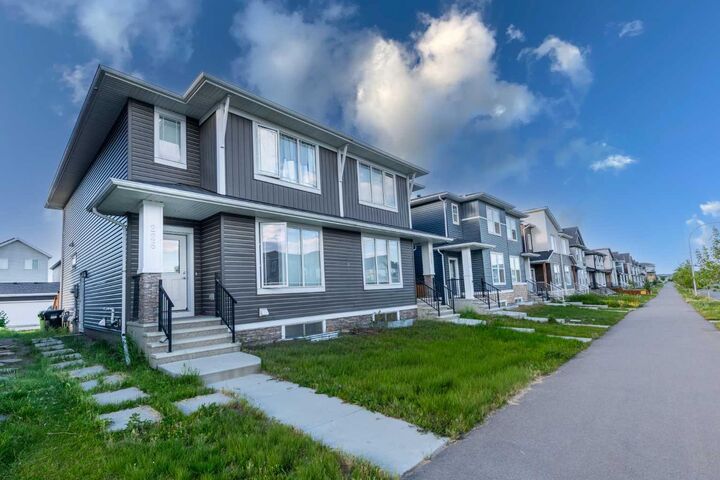 Property Photo: 226 Ambleton Drive NW AB T3P 1W7