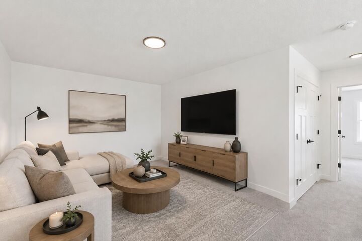 Property Photo: 93 Heritage Park AB T4C 3N1