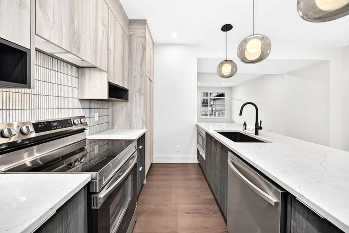 Property Photo:  421 Clydesdale Avenue  AB T4C 3L8 
