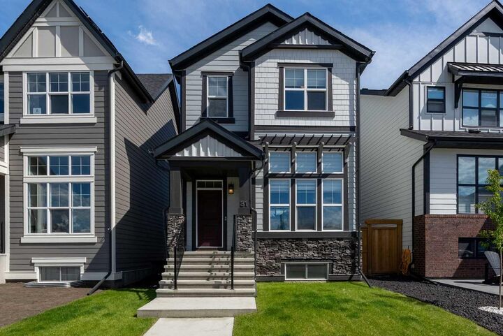 31 Magnolia Grove SE — photo 1