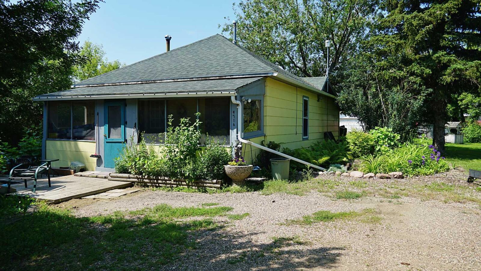 Property Photo: 4716 49 Street AB T0B 2W0
