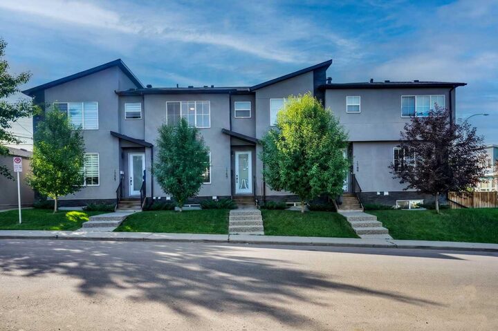 Property Photo:  1757 45 Street NW  AB T3B 0P2 