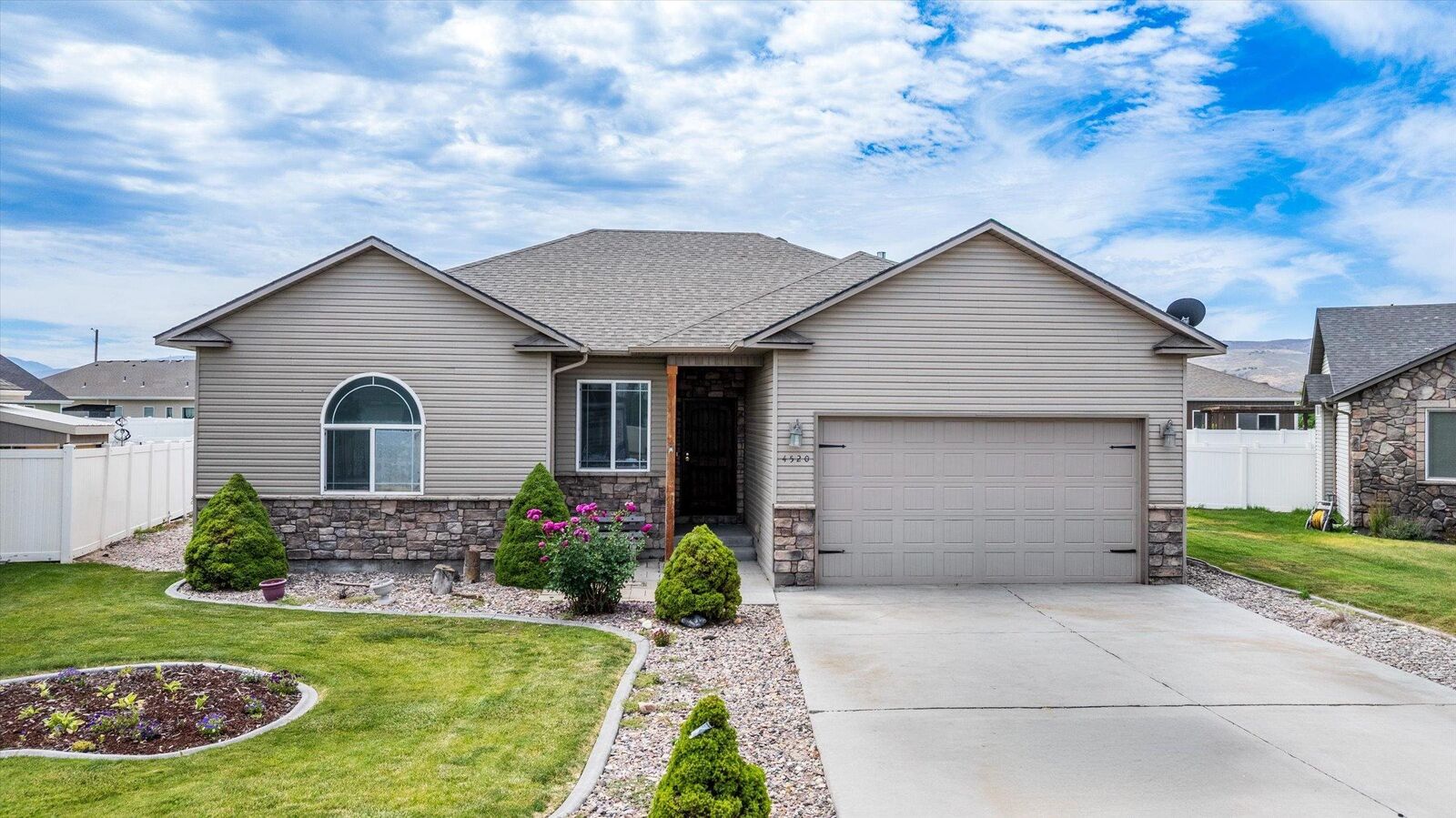 Property Photo:  4520 Hershey Loop  ID 83202 