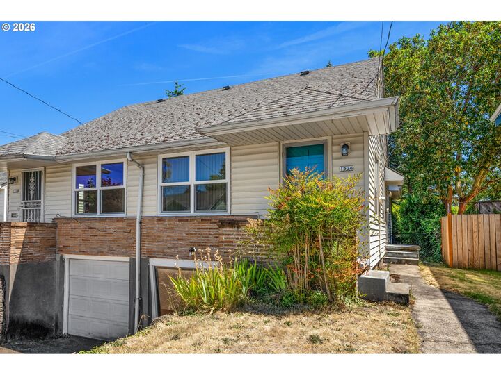 Property Photo: 1326 NE 60th Ave OR 97213