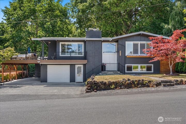 Property Photo:  9514  Goodman Avenue  WA 98332 