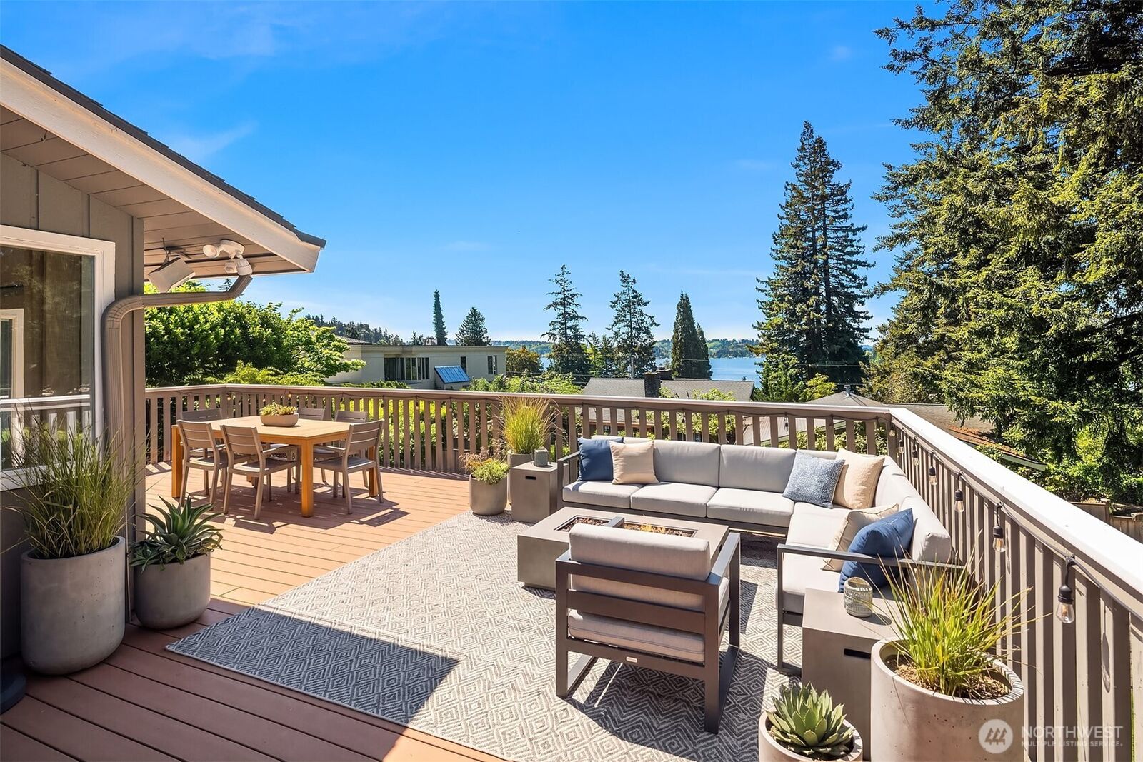 Property Photo: 9419 NE 5th Street WA 98004