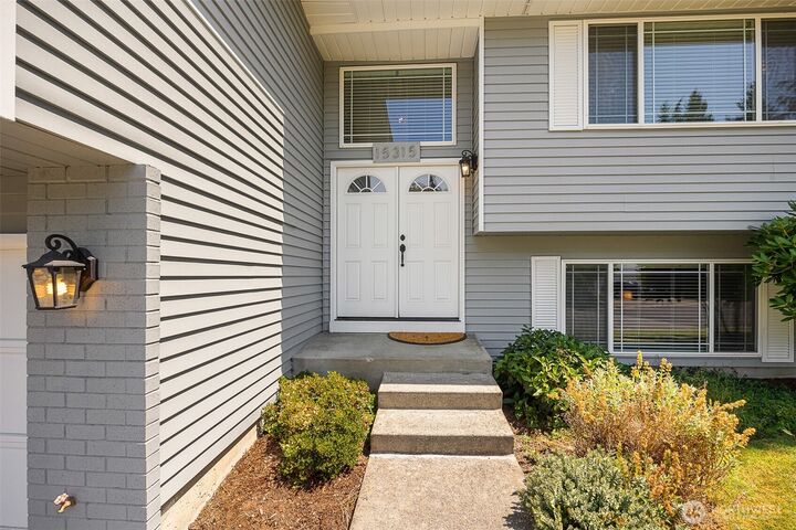 Property Photo: 15315 50th Avenue W WA 98026
