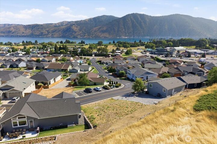 Property Photo:  515  Village Drive  WA 98831 