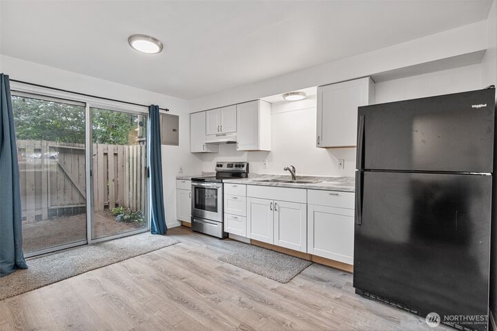 Property Photo: 2300 9th Avenue SW A5 WA 98502