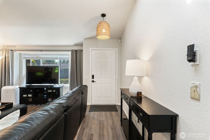 Property Photo:  2901  Club Court 315  WA 98273 