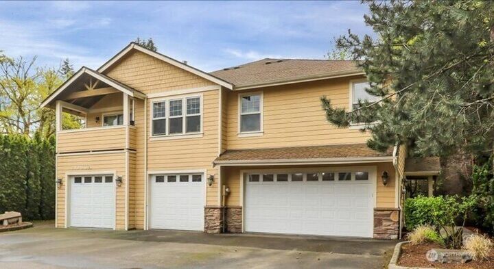 Property Photo:  21900 SE 242nd Street A3  WA 98038 