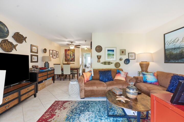 Property Photo:  31 Pine Arbor Lane Unit 204  FL 32962 