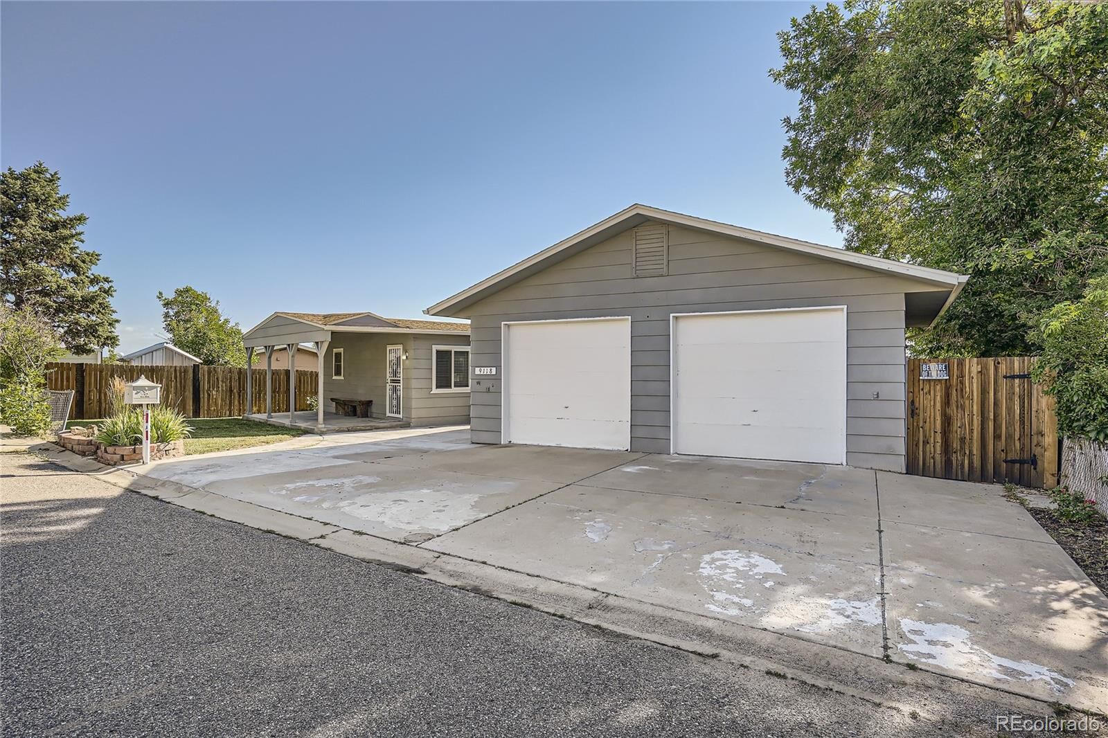 Property Photo:  9118 N Moselle Court  CO 80260 