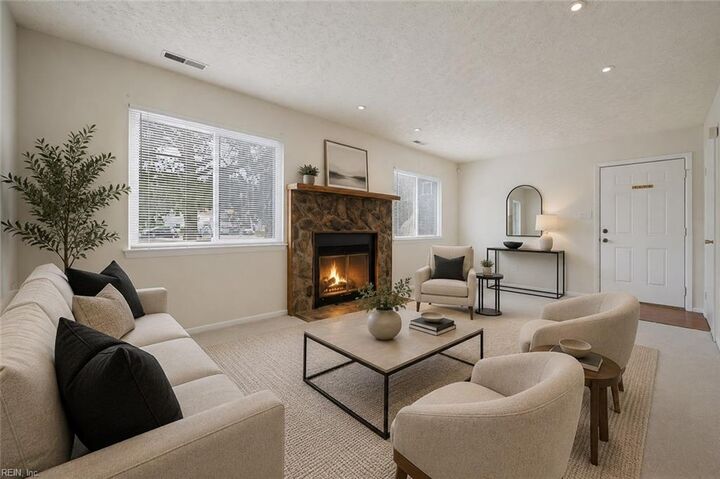 Property Photo:  1331 Sierra Dr  VA 23453 