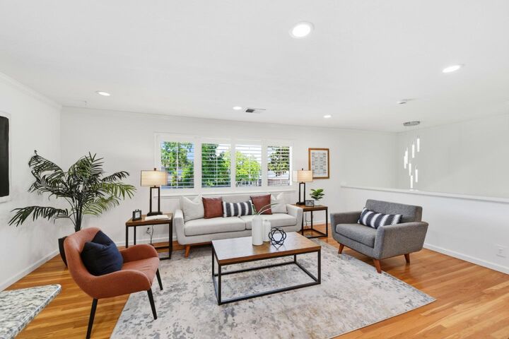 Property Photo: 1538 Hallcrest Drive CA 95118