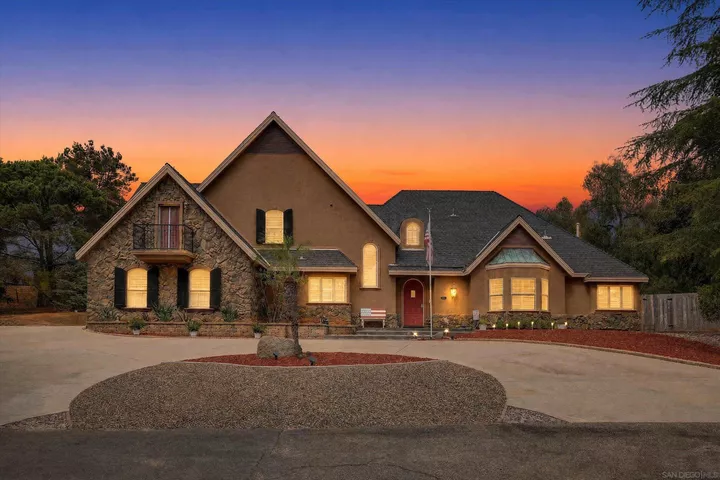 Property Photo:  882 Alpine Heights Rd  CA 91901 