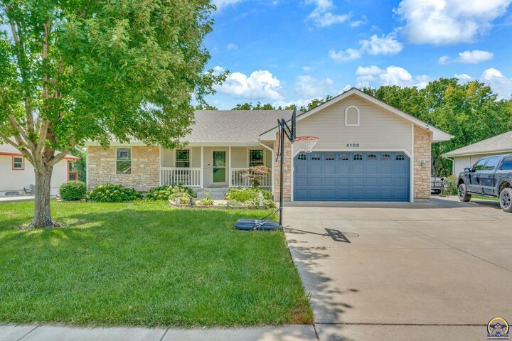 Property Photo:  4103 SE 23rd Ter  KS 66542 