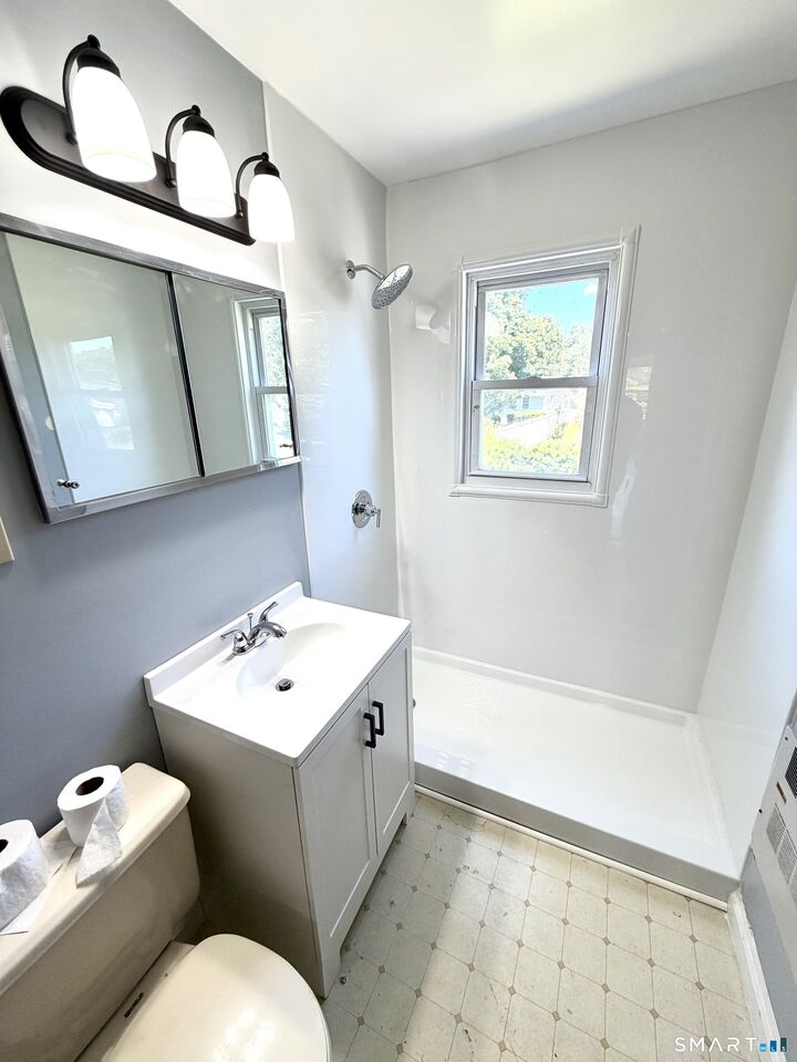 Property Photo: 460 Stonybrook Road CT 06614