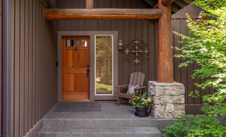 Property Photo:  2020 E Pine Hill Ln  WA 99224 