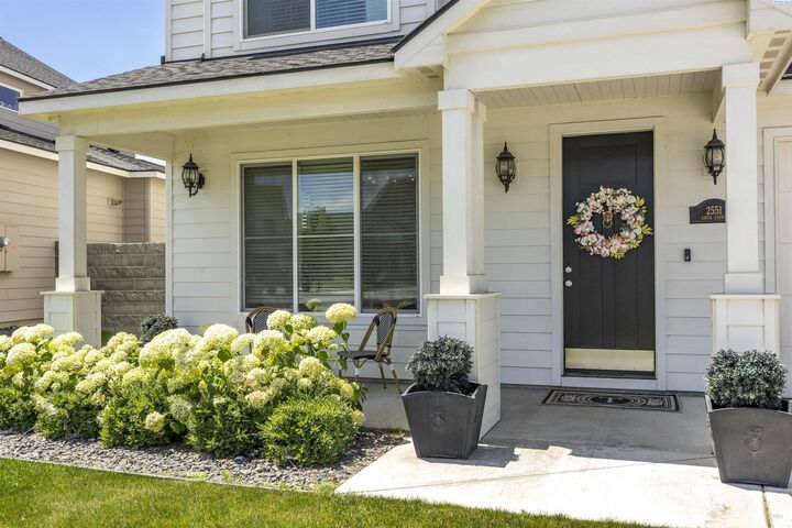 Property Photo: 2551 Anvil Court WA 99352