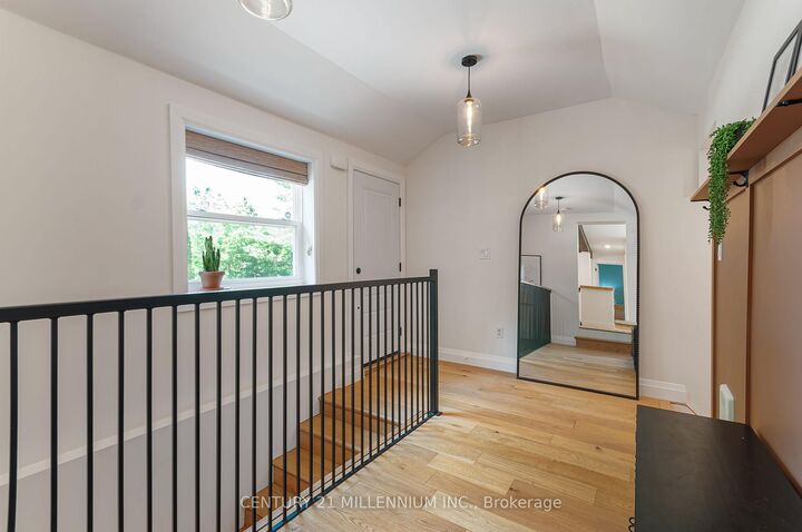 Property Photo: 850 Muskoka Road N ON P1P 1C1