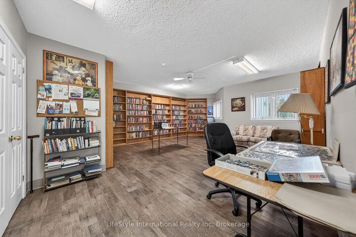 Property Photo: 19 Woodlawn Road E 512 ON N1H 7B1