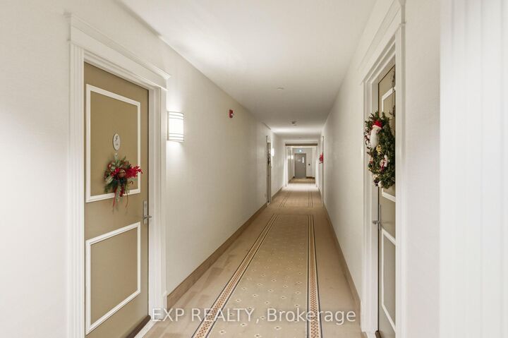 Property Photo: 258 Coleman Street C301 ON K7C 1C5