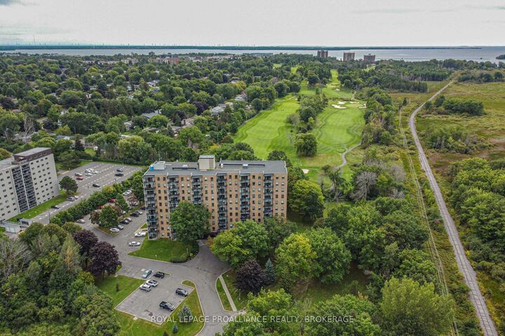 Property Photo:  66 Greenview Drive 909  ON K7M 7C5 