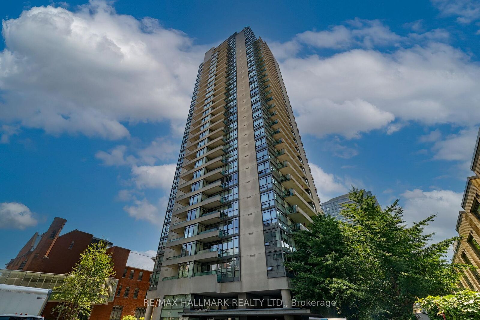 Property Photo: 281 Mutual Street 1506 ON M4Y 3C4